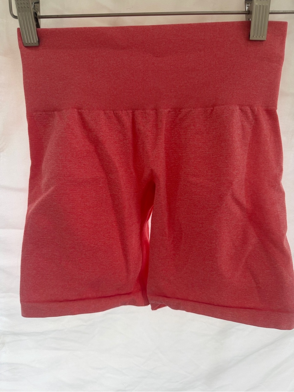 NVGTN Women’s High-Rise Bike Shorts in Red